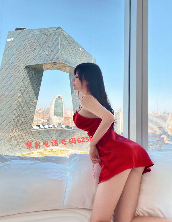 伦敦围经纪人微信