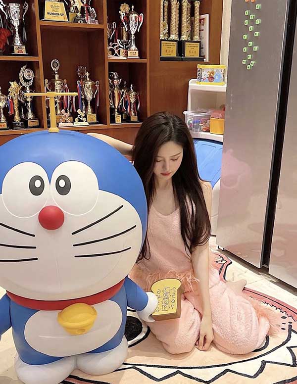 新加坡外围留学生