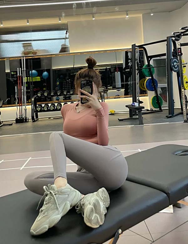 首尔高端模特经纪人